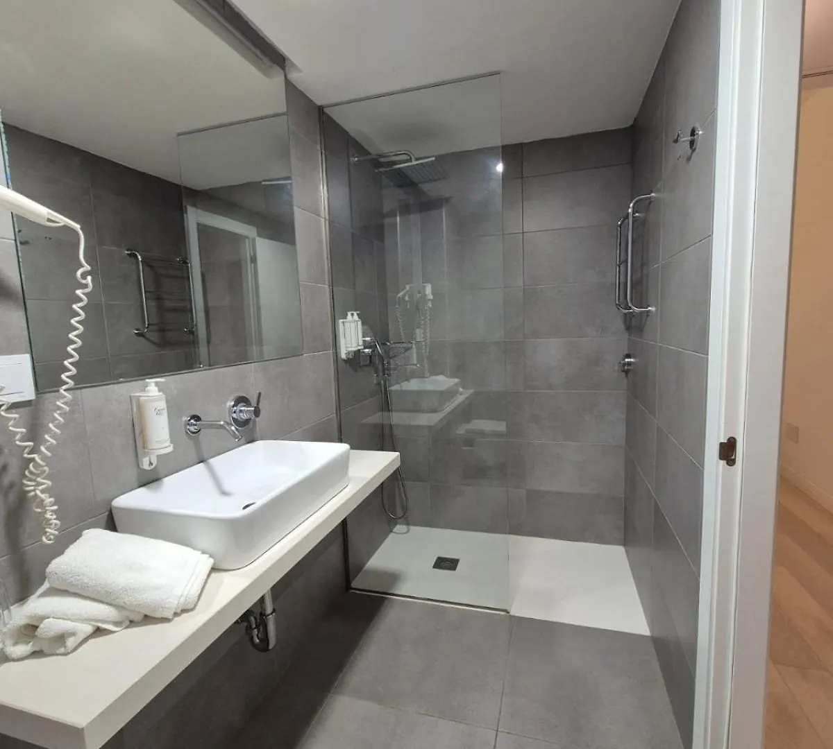 אס פוחולס Hotel Levante 3*, אס פוחולס