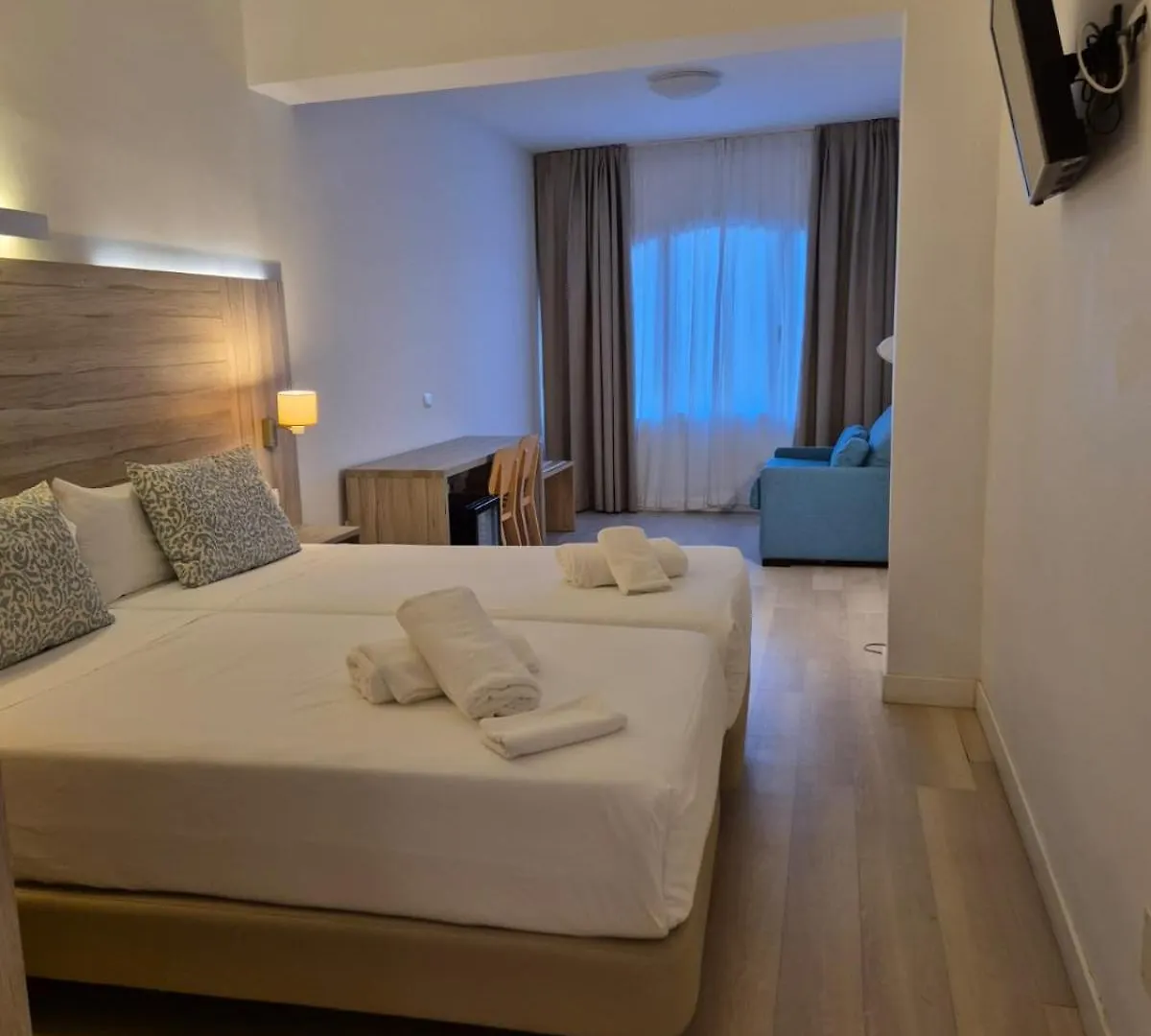Hotel Levante Es Pujols